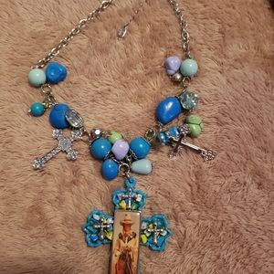 Western chunky resin necklace